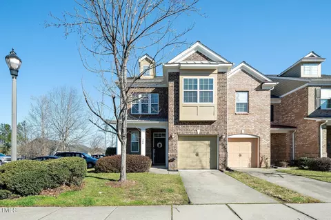 348 Longchamp Ln, Cary, NC 27519