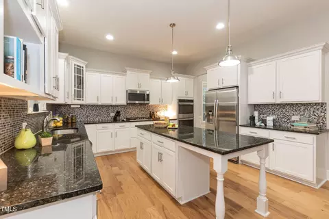8013 Lakeshore Dr, Garner, NC 27529 photo 13