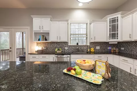 8013 Lakeshore Dr, Garner, NC 27529 photo 14