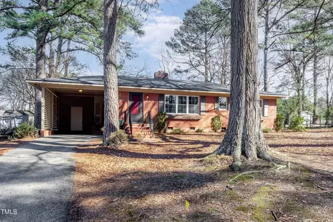 605 Nellane Dr, Garner, NC 27529 photo 2