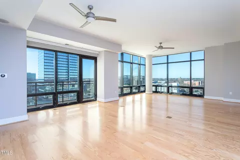 122 N Harrington St #1075, Raleigh, NC 27603