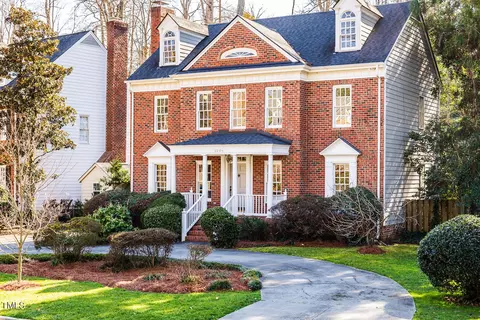 2204 Oxford Rd, Raleigh, NC 27608