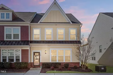 426 Triumph Ln, Wake Forest, NC 27587 photo 1