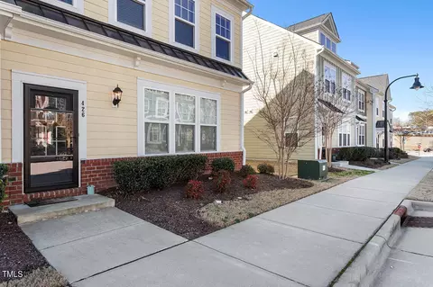 426 Triumph Ln, Wake Forest, NC 27587 photo 2