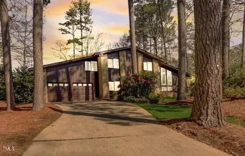 1604 Westhaven Dr, Raleigh, NC 27607