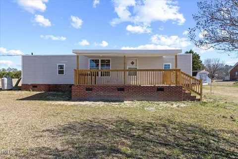 150 Sandy Ln, Smithfield, NC 27577