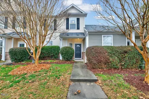 966 Cinnamon Dr, Durham, NC 27713 photo 1