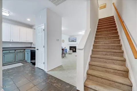 966 Cinnamon Dr, Durham, NC 27713 photo 4