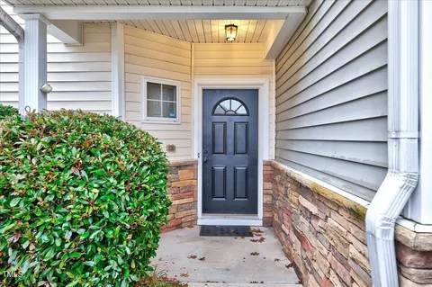 966 Cinnamon Dr, Durham, NC 27713 photo 3