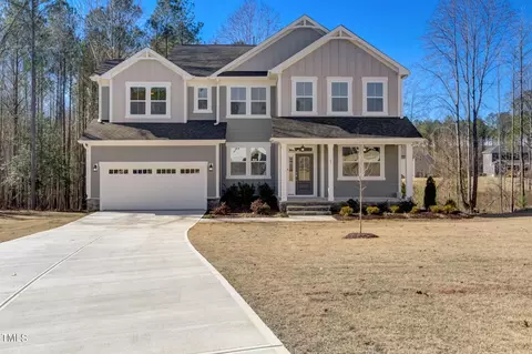 27 Terraza Ct, Clayton, NC 27527