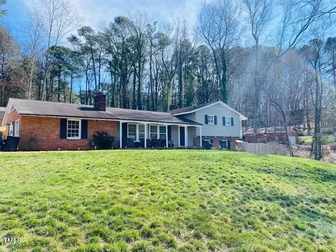 4222 Arbutus Dr, Raleigh, NC 27612