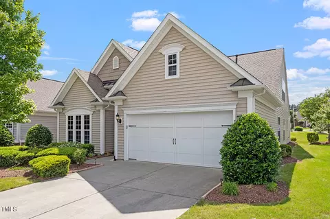 604 Lipford Dr, Cary, NC 27519