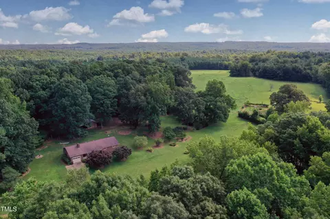 1712 Alston Bridge Rd, Siler City, NC 27344