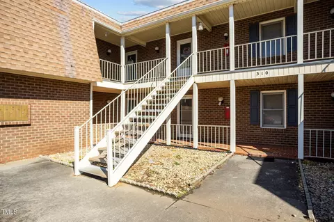 310 Windsor Manor Way #J, Kernersville, NC 27284