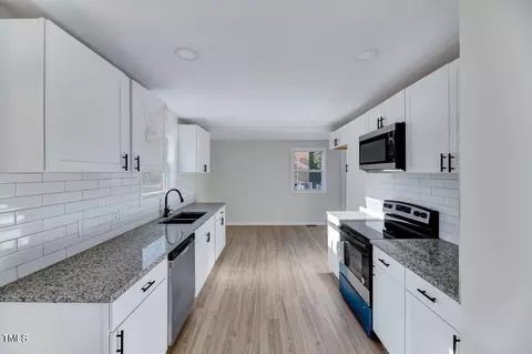 2402 Stephenson St, Durham, NC 27704 photo 7