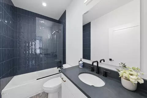 517 E Cabarrus St, Raleigh, NC 27601 photo 41