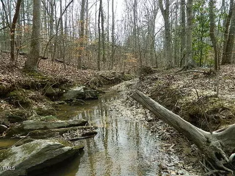 127 Crutchfield Rd, Moncure, NC 27559