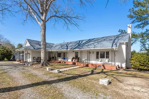 215 Old Stancil Rd, Kenly, NC 27542