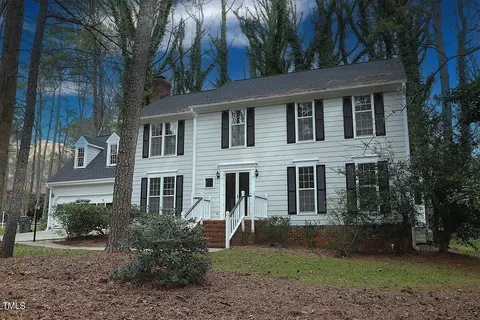 8604 Langtree Ln, Raleigh, NC 27613