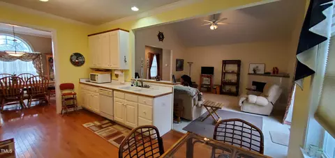 1020 Drew Dr, Garner, NC 27529 photo 9