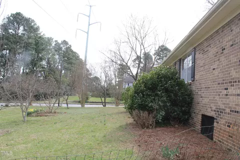 Exterior - 3508 Morningside Dr, Raleigh, NC 27607 photo 7 of 20