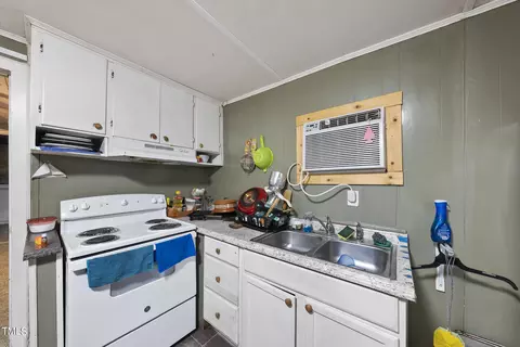 1008 E Harnett St, Dunn, NC 28334 photo 7