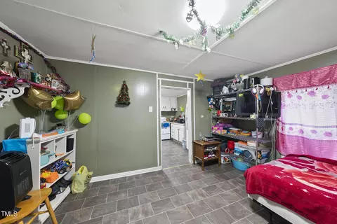 1008 E Harnett St, Dunn, NC 28334 photo 6