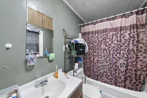 1008 E Harnett St, Dunn, NC 28334 photo 12