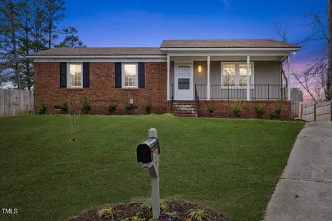 1200 St Ives Ct, Raleigh, NC 27610