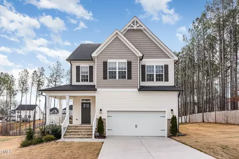 42 Cascade Pl, Clayton, NC 27527