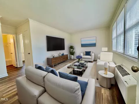 705 Daniels St #B, Raleigh, NC 27605