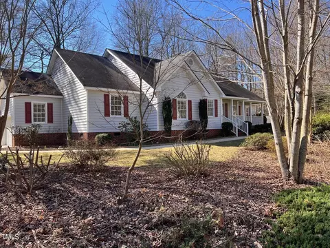 1810 Acorn Ridge Rd, Rocky Mount, NC 27804