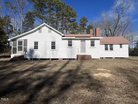 2391 Pine Grove Church Rd, Eagle Springs, NC 27242