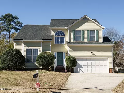 6 Hanska Ct, Durham, NC 27713
