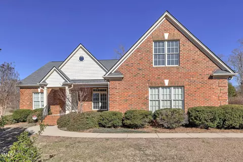 1423 Greenwood Dr, Burlington, NC 27217