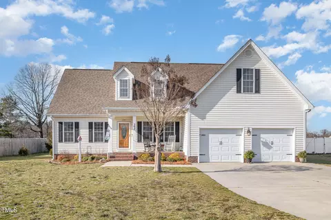 209 Mar Joy Dr, Dunn, NC 28334