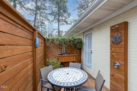 2006 Cole Mill Rd, Durham, NC 27712 photo 14