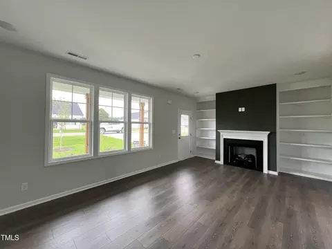 Living - 40 Longbow Dr, Middlesex, NC 27557 photo 2 of 3