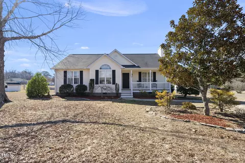 107 White Oak Farms Dr, Willow Spring, NC 27592