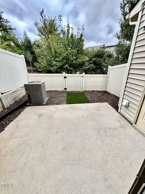 7904 Allscott Way, Raleigh, NC 27612 photo 32