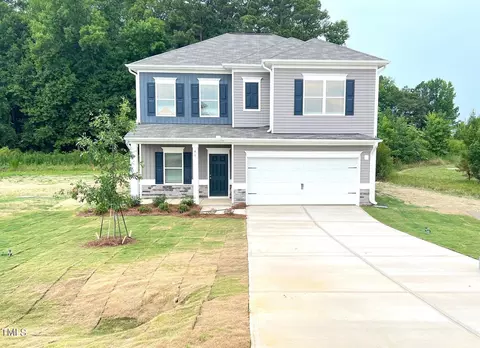46 Oriental St #181, Angier, NC 27501