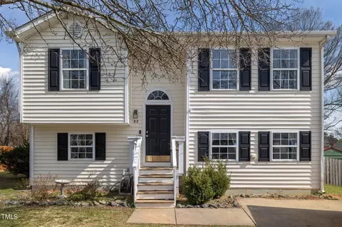 82 Silverstone Dr, Pittsboro, NC 27312