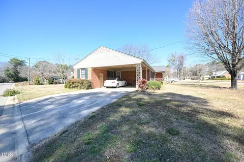 1101 Guy Ave, Dunn, NC 28334 photo 5