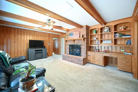 1101 Guy Ave, Dunn, NC 28334 photo 9