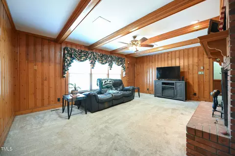1101 Guy Ave, Dunn, NC 28334 photo 10