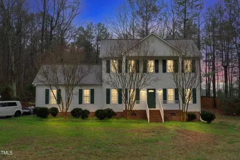 5610 Old Forest Cir, Knightdale, NC 27545