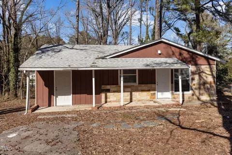 608 Essington Pl, Raleigh, NC 27603