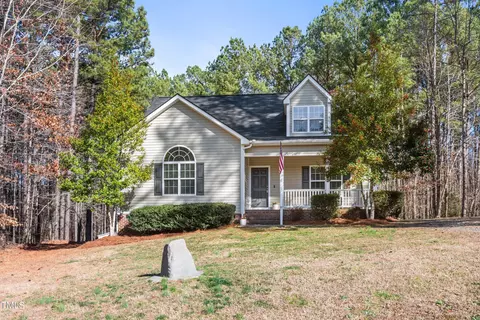 4078 Brooksdale Dr, Franklinton, NC 27525