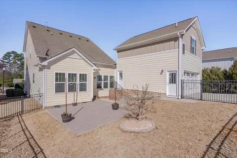 Exterior - 325 Austin View Blvd, Wake Forest, NC 27587 photo 4 of 6