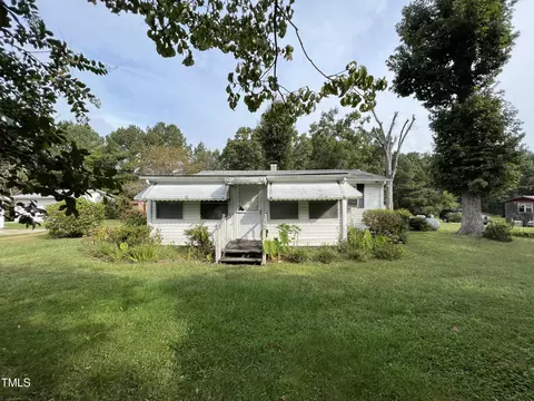 1122 Moores Chapel Cemetery Rd, Graham, NC 27253